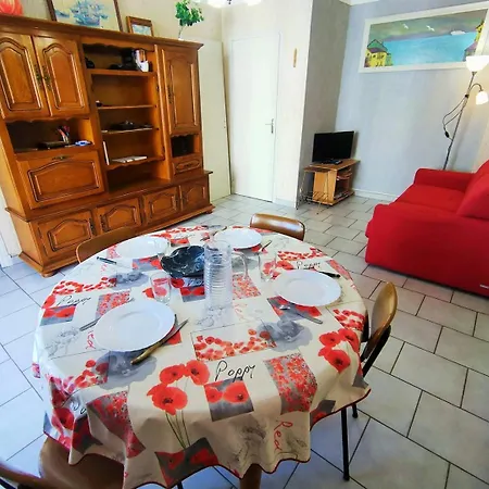 Appartement T3 Proche Commerces Et Animations - 5cdusud1